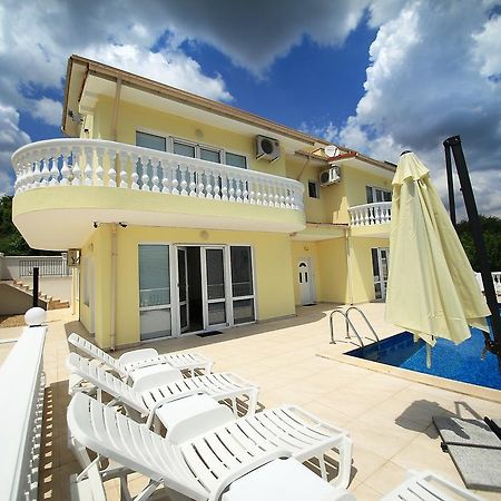 Villa Sorento Italian Neoclassica Balçık Dış mekan fotoğraf